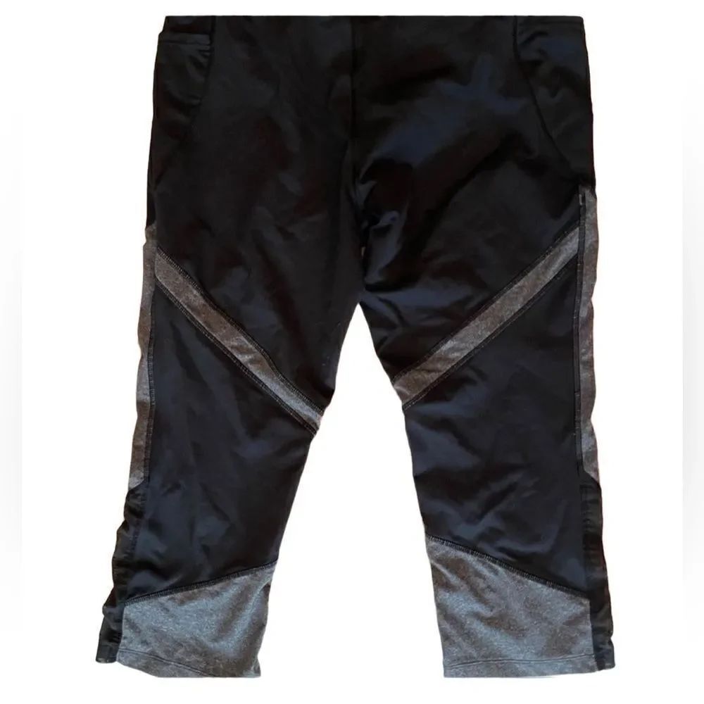 AVIA crop leggings with color block/ mesh inserts